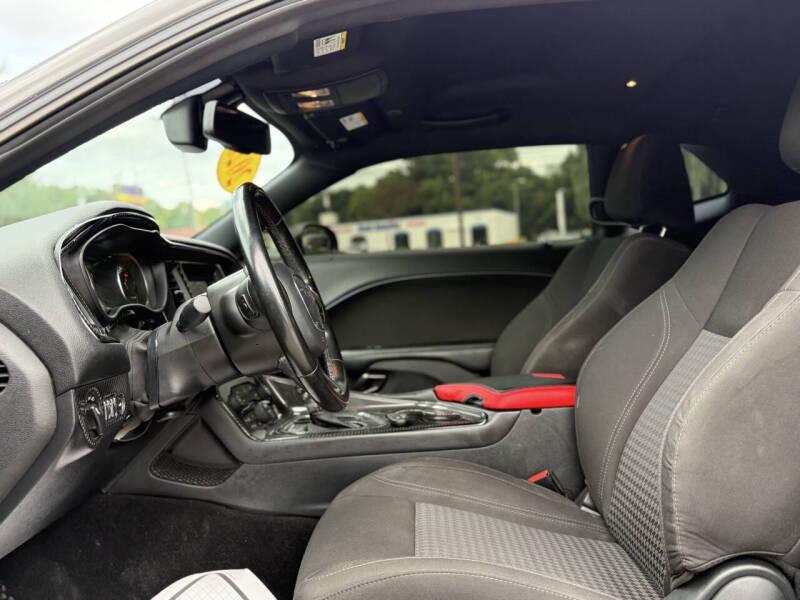 2020 Dodge Challenger SXT
