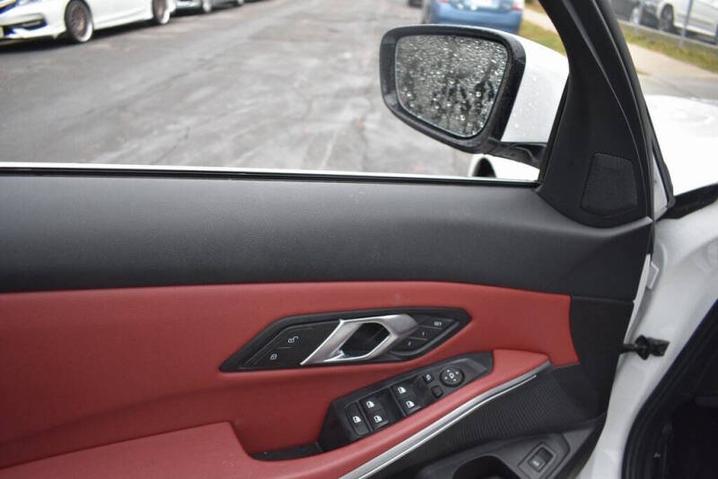 2024 BMW 3 Series 330i