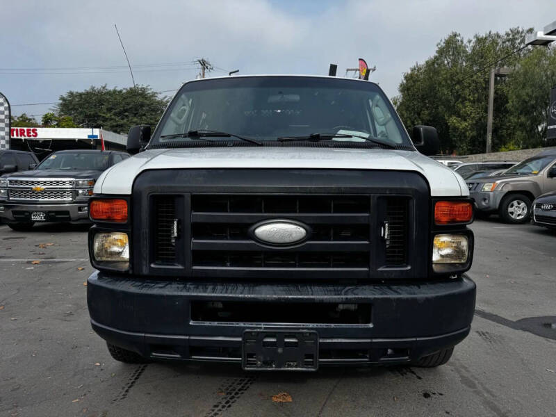 2014 Ford E-Series E-150