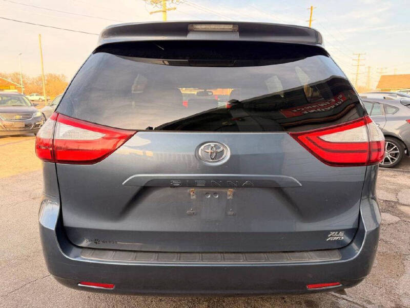 2017 Toyota Sienna