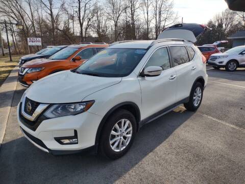 2019 Nissan Rogue for sale at Dave's Car Corner in Hartford City IN