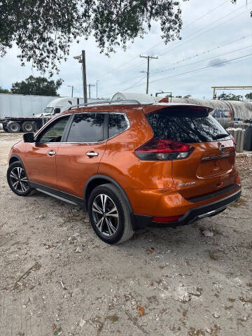2020 Nissan Rogue SV
