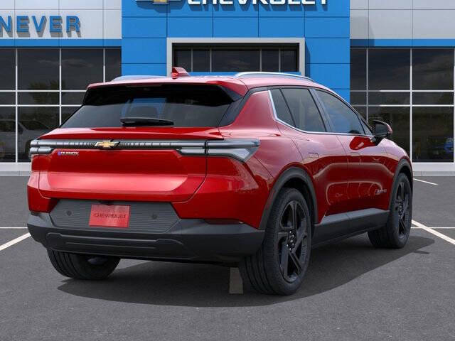 2026 Chevrolet Equinox EV LT 2