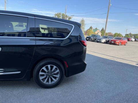 2023 Chrysler Pacifica Plug-In Hybrid Limited
