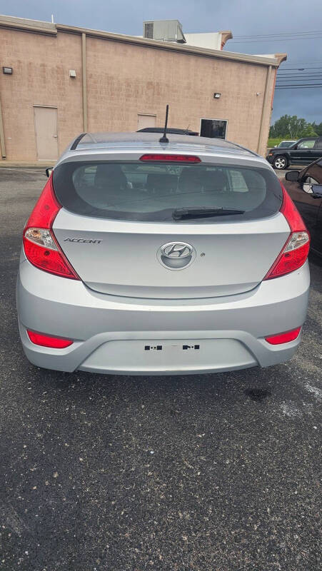 2017 Hyundai Accent SE