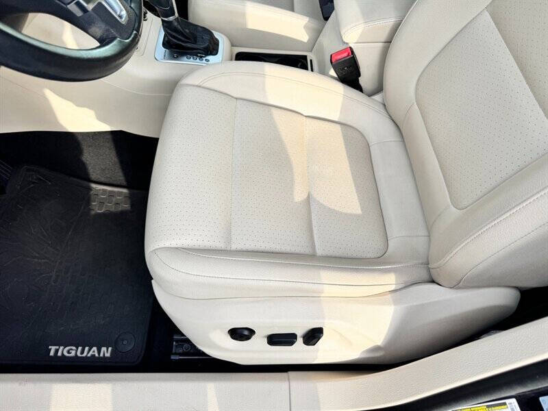 2017 Volkswagen Tiguan 2.0T Wolfsburg Edition 4Motion