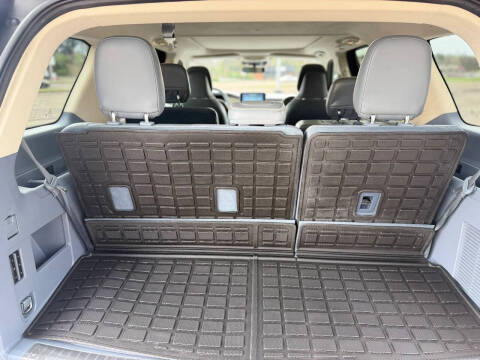 2018 Lincoln Navigator Black Label