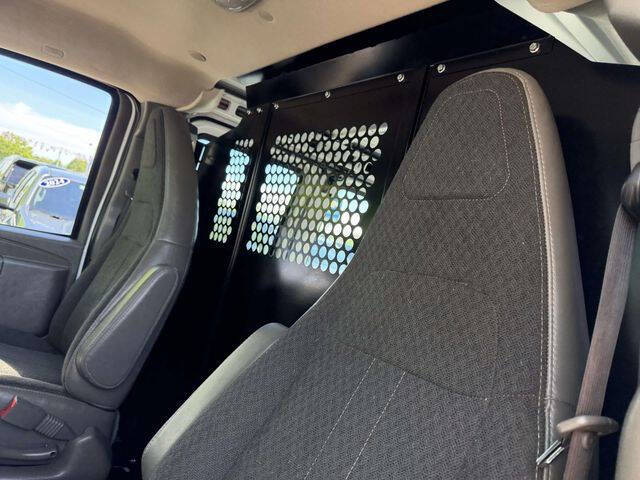 2024 Chevrolet Express 2500