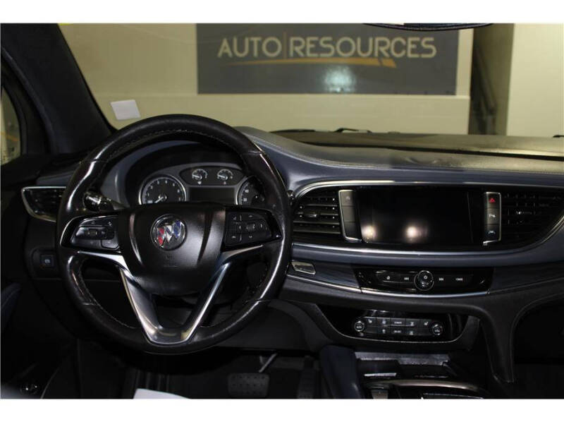 2022 Buick Enclave Essence