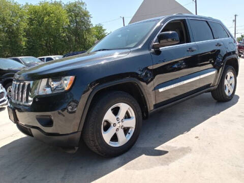 2013 Jeep Grand Cherokee for sale at CARLO MOTORS, INC. in San Antonio TX