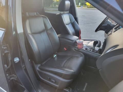 2014 Nissan Pathfinder SL