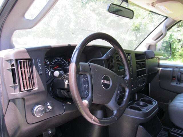 2022 GMC Savana 3500