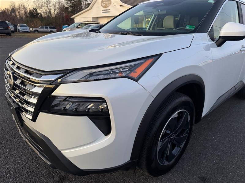 2025 Nissan Rogue SV