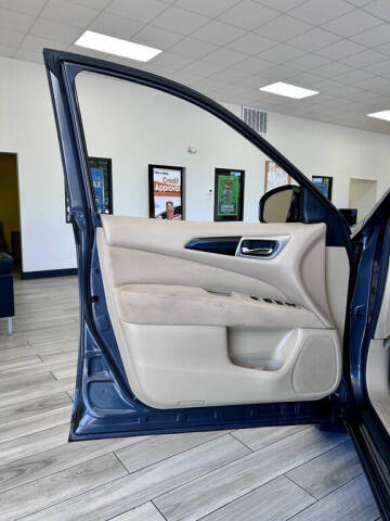 2014 Nissan Pathfinder S