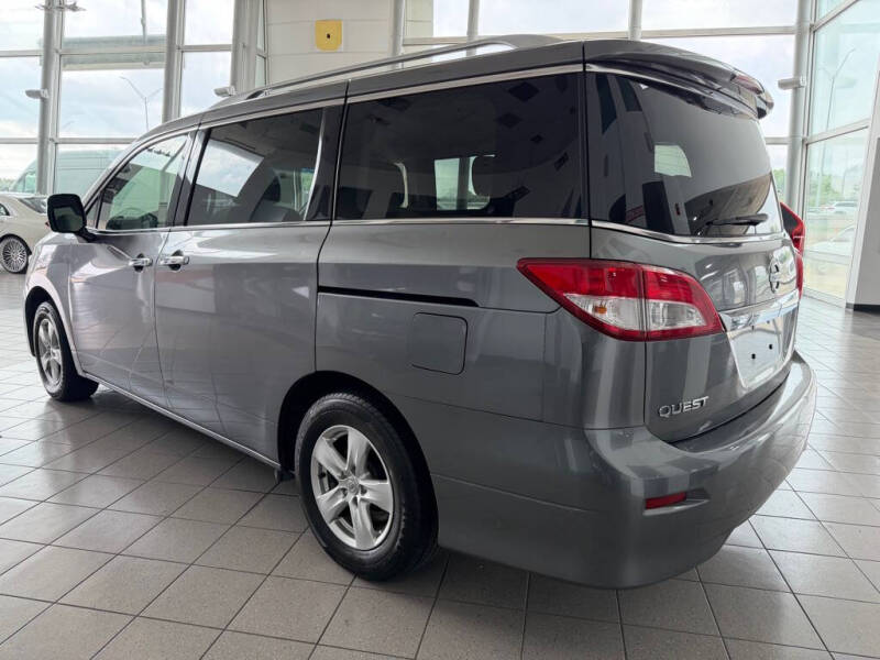 2017 Nissan Quest S