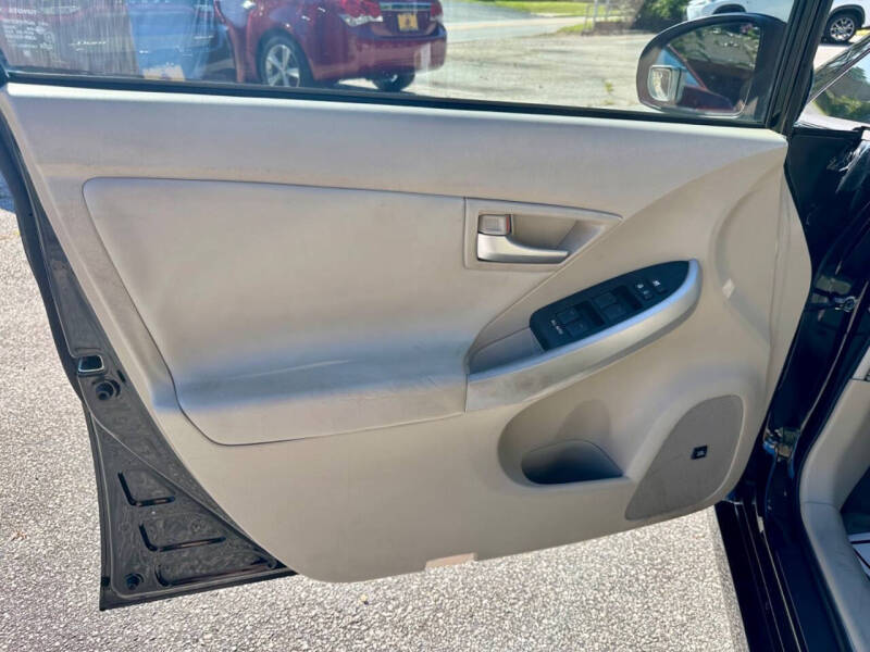 2012 Toyota Prius One