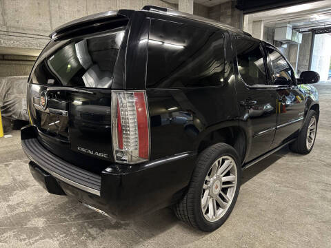 2014 Cadillac Escalade Premium