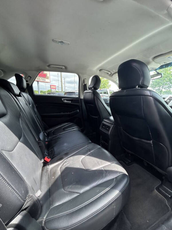 2017 Ford Edge Titanium