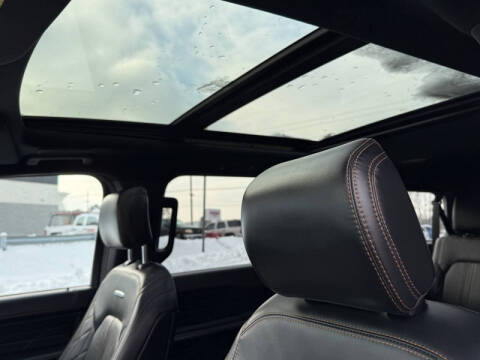 2022 Ford Expedition MAX Platinum