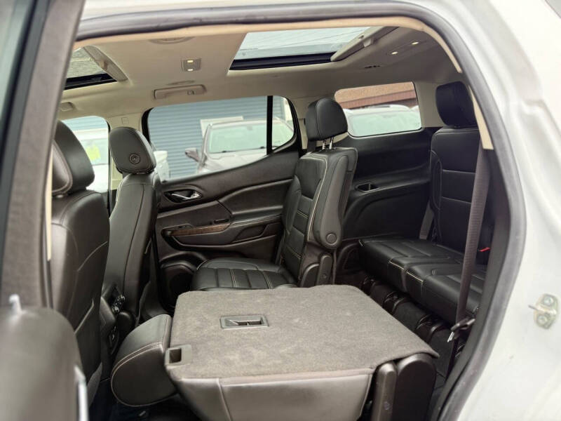 2021 GMC Acadia Denali