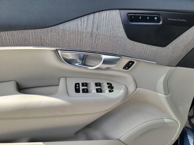 2025 Volvo XC90 T8 Plus Bright Theme 6P