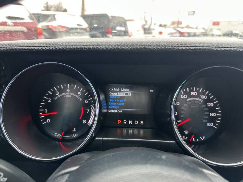 2016 Ford Mustang V6