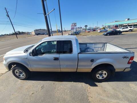 2004 Ford F-150 for sale at HUM MOTORS in Caldwell ID