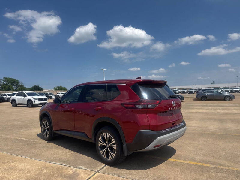 2021 Nissan Rogue SV
