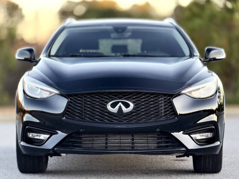2018 Infiniti QX30 Premium