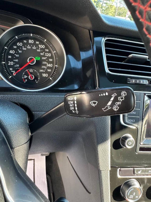 2015 Volkswagen Golf GTI S