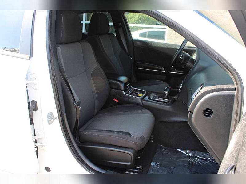 2015 Dodge Charger SXT