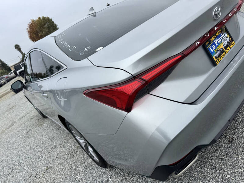 2019 Toyota Avalon XLE