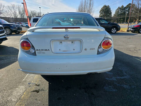 2003 Nissan Maxima SE