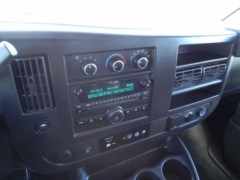 2017 Chevrolet Express LS 2500