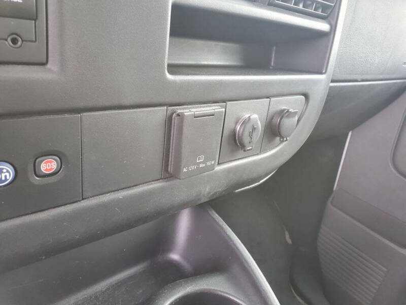 2018 GMC Savana 2500