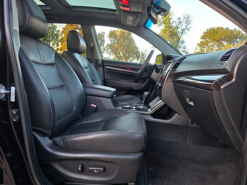 2012 Kia Sorento SX