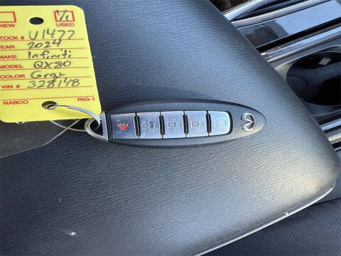 2024 Infiniti QX80 Luxe