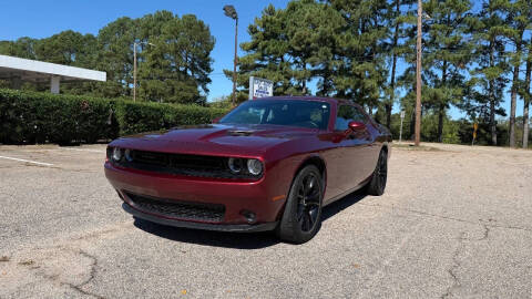 2018 Dodge Challenger SXT Plus