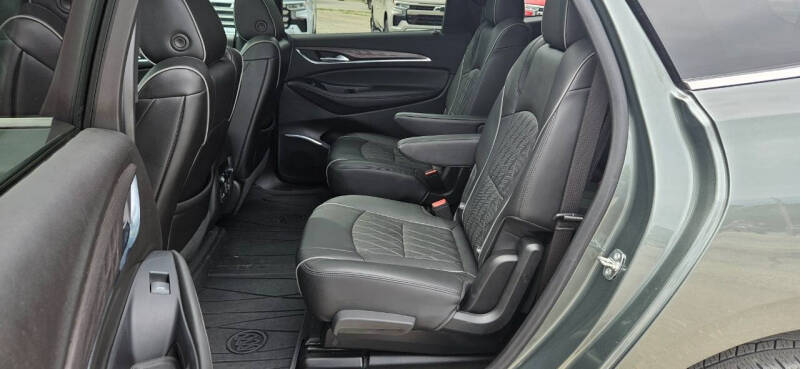 2022 Buick Enclave Avenir