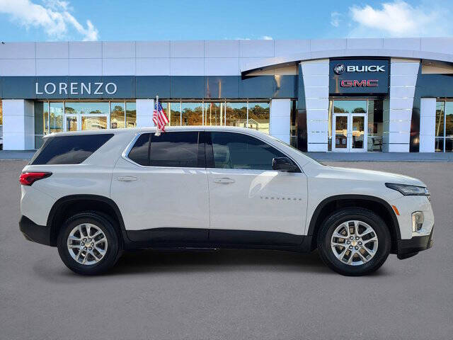 2023 Chevrolet Traverse LS