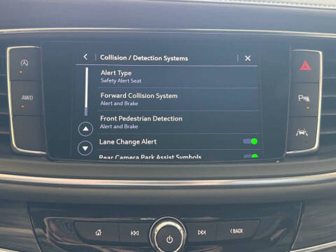 2023 Buick Enclave Essence