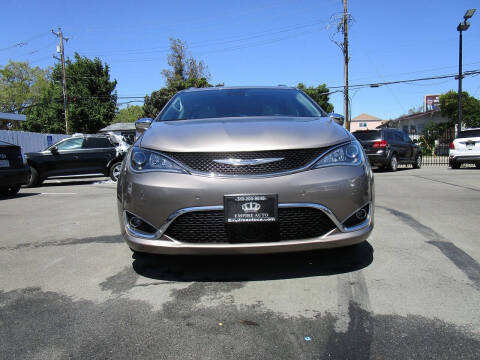 2017 Chrysler Pacifica Limited