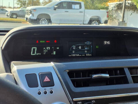 2017 Toyota Prius v Three