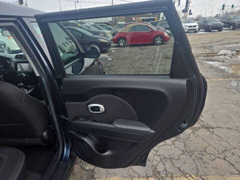 2019 Kia Soul +
