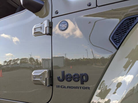 2025 Jeep Gladiator Willys