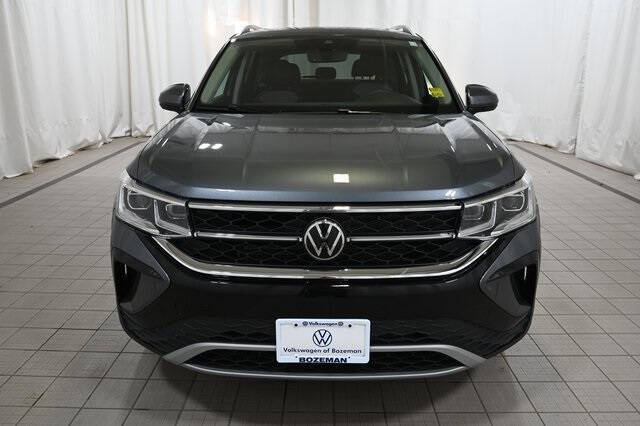 2024 Volkswagen Taos SEL 4Motion