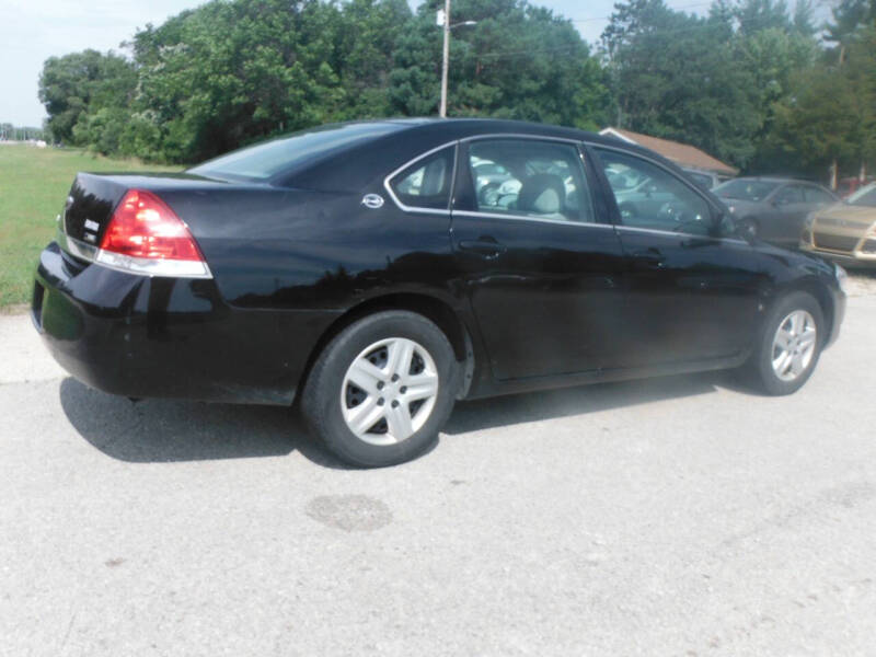 2008 Chevrolet Impala LS photo 13