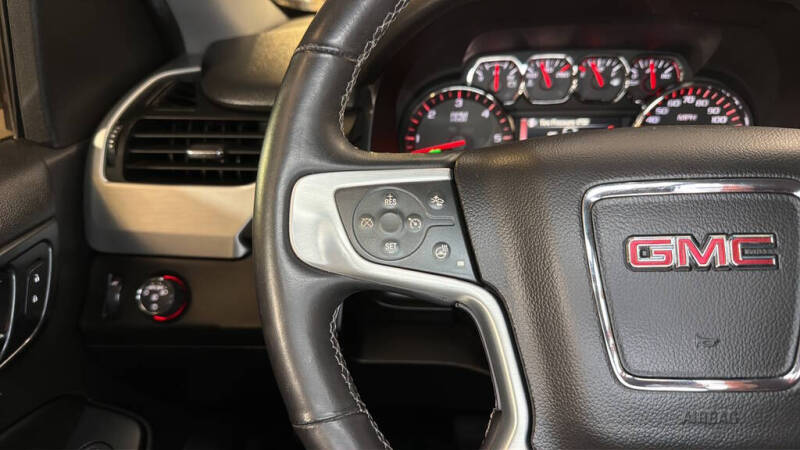 2015 GMC Yukon SLT