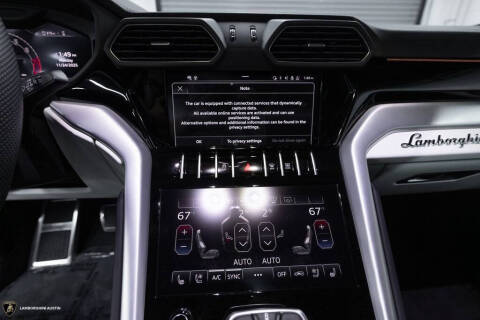 2023 Lamborghini Urus S