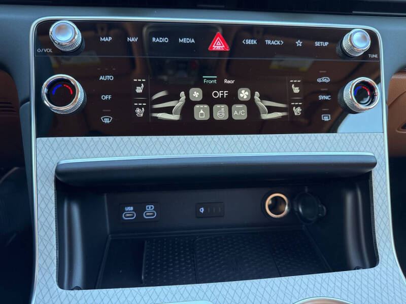 2026 Genesis GV80 2.5T Advanced